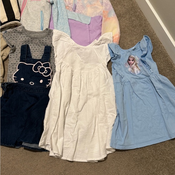 Bundle of clothes for Girl 4T - Picture 5 of 5